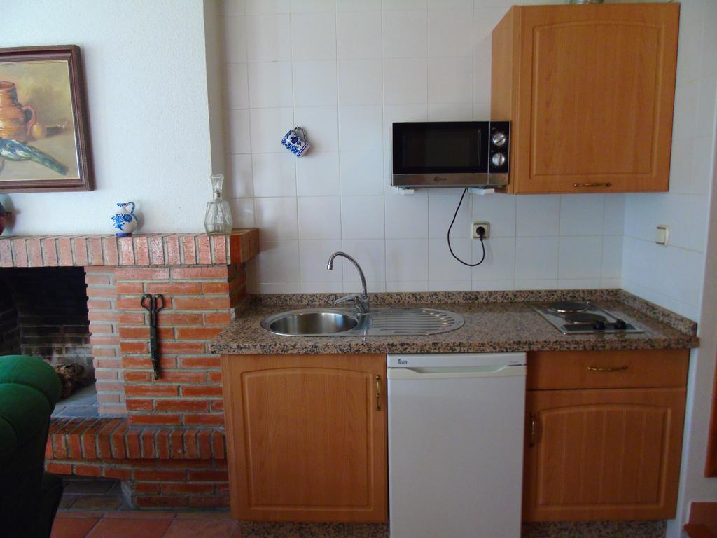 Apartamentos Turisticos Cumbres Verdes La Zubia  Rum bild