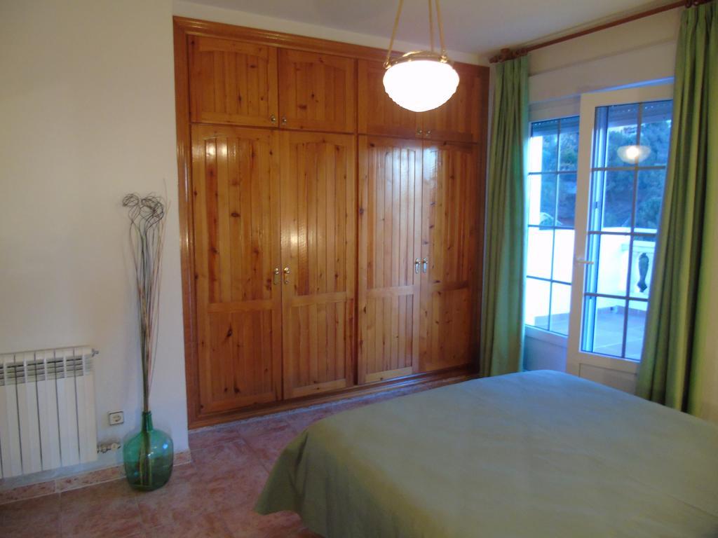 Apartamentos Turisticos Cumbres Verdes La Zubia  Rum bild