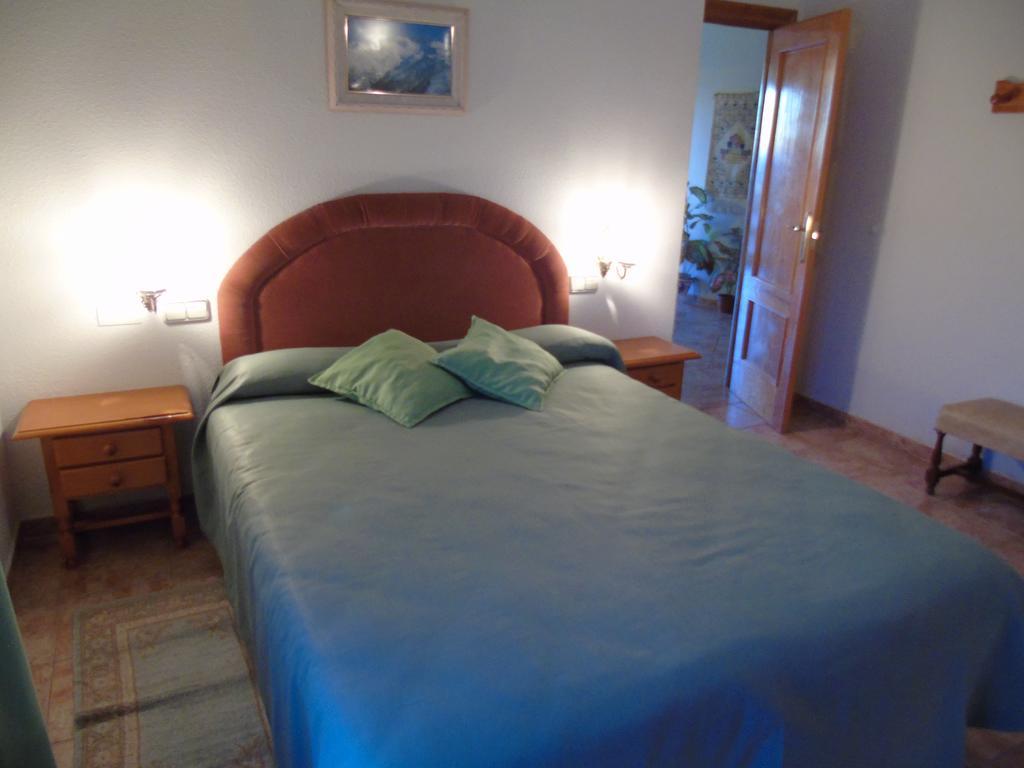 Apartamentos Turisticos Cumbres Verdes La Zubia  Rum bild